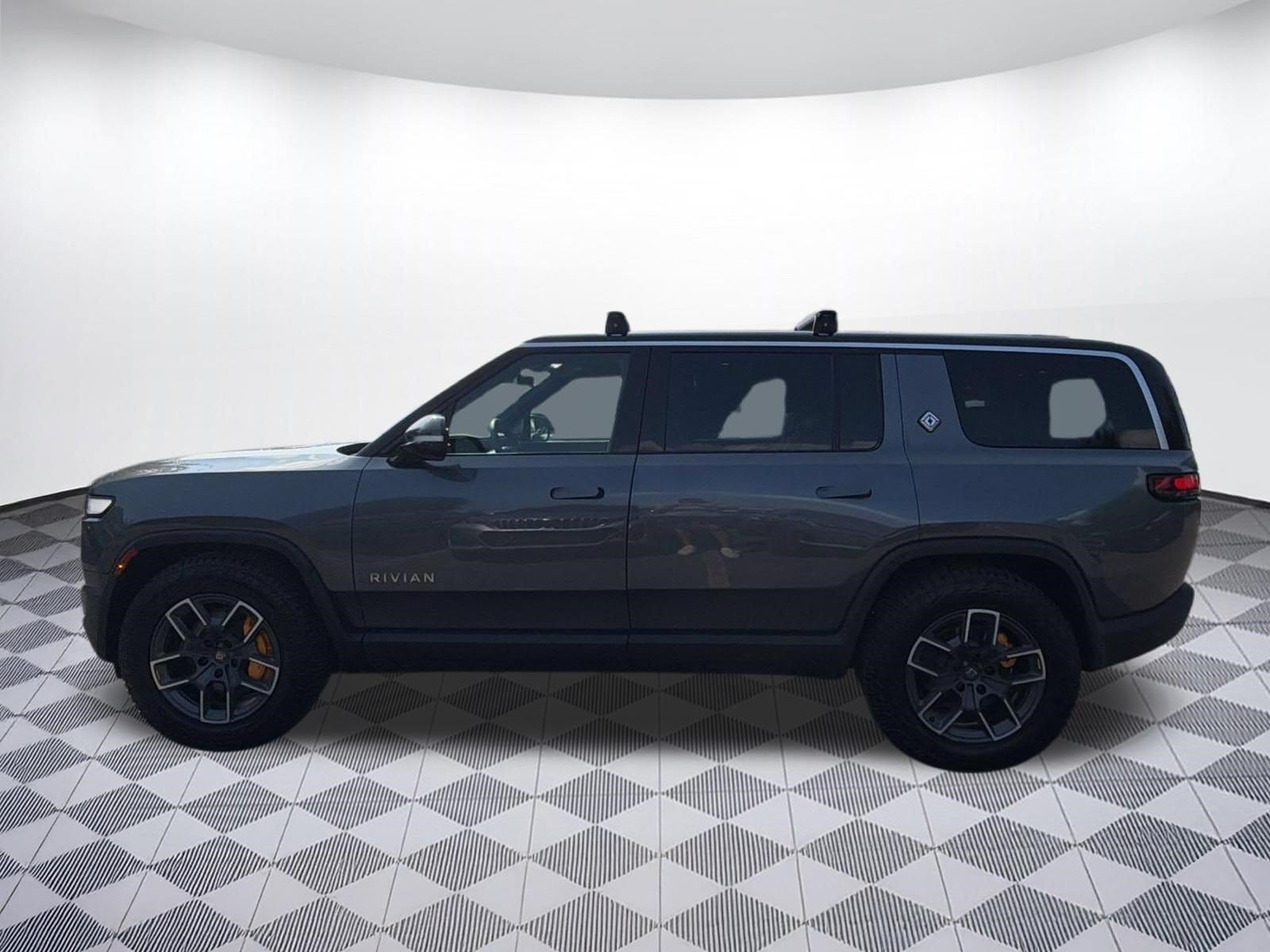 R1S Adventure Quad Motor Large Pack SUV
