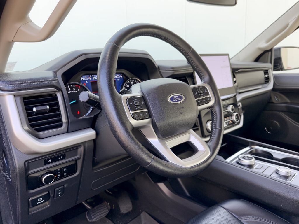 Used 2024 Ford Expedition Max XLT SUV