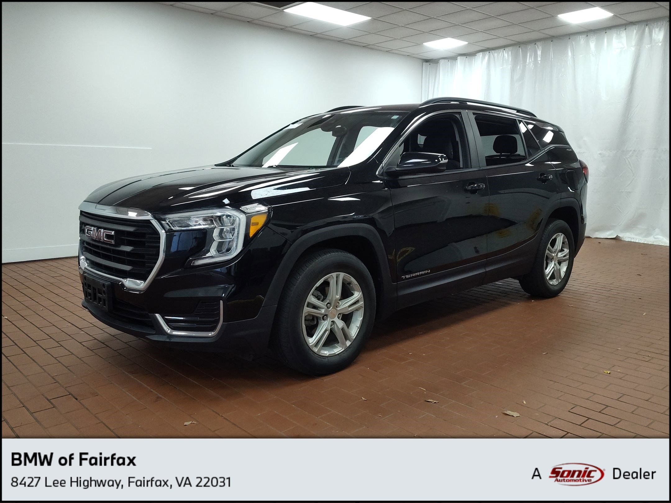 2022 GMC Terrain SLE's photo