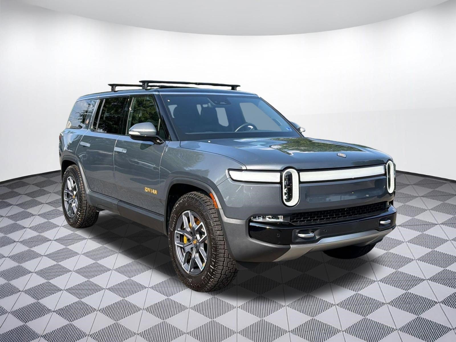 R1S Adventure Quad Motor Large Pack SUV