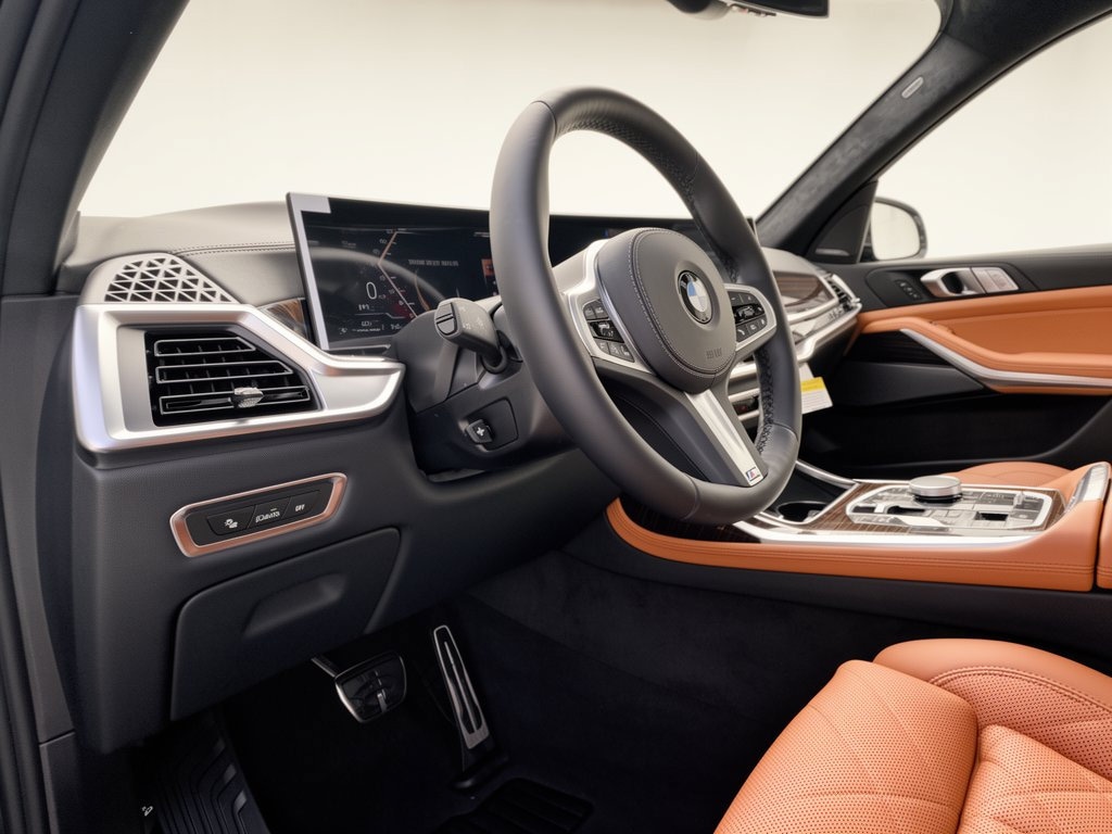 New 2027 BMW X7 xDrive40i SUV
