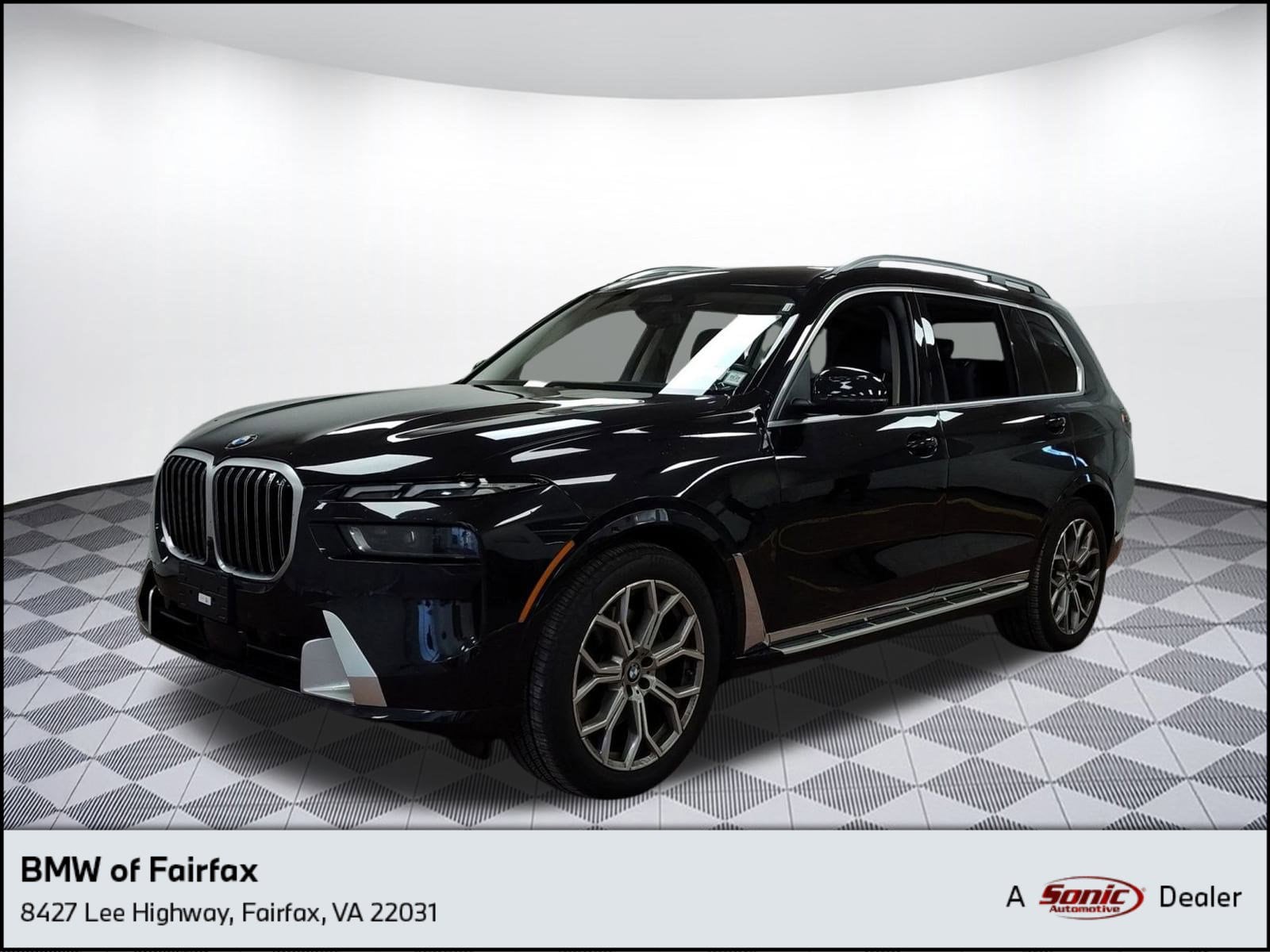 2025 BMW X7 40i's photo