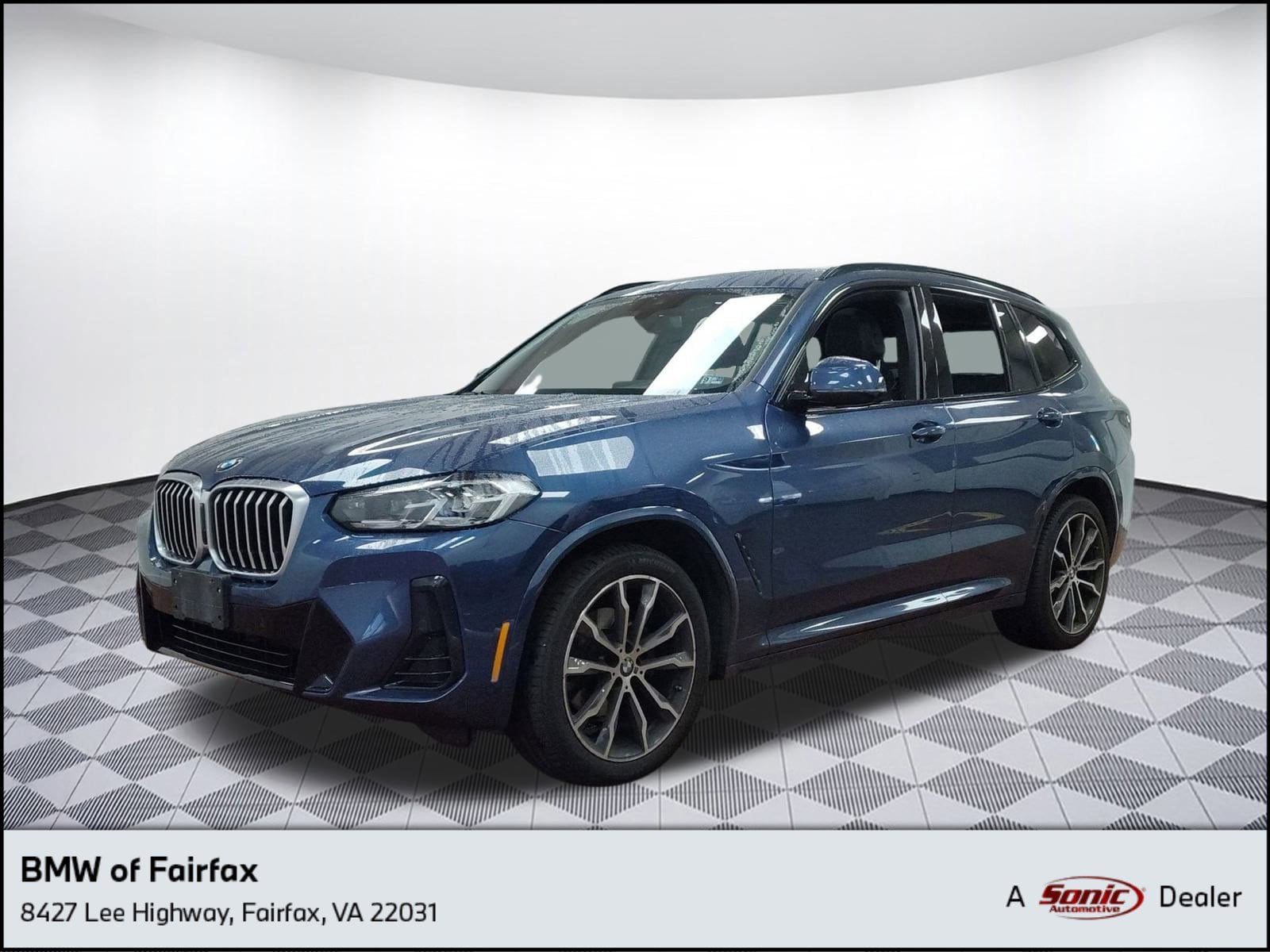 2022 BMW X3 30i's photo