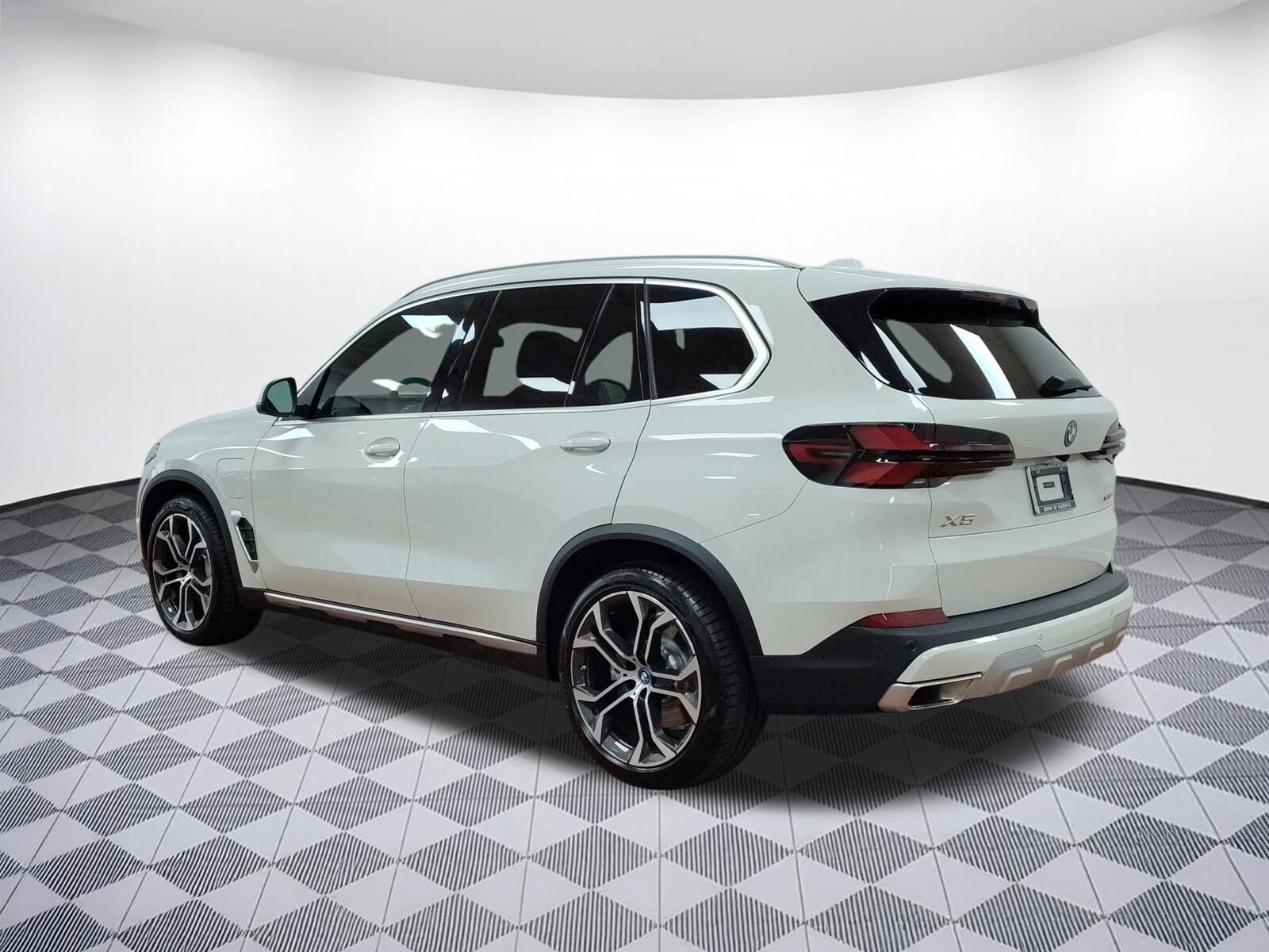 2025 Bmw X5 xDrive50e photo 3