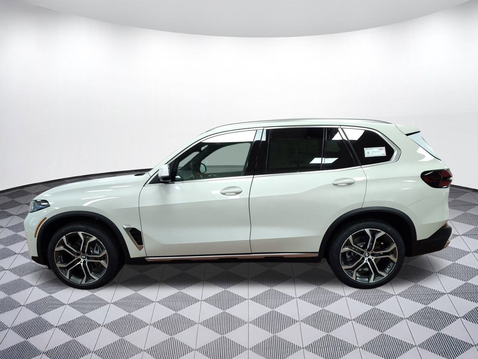 2026 Bmw X5 xDrive40i photo 2