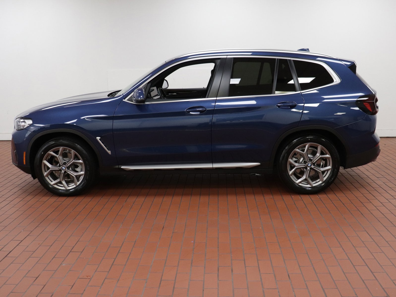 Certified 2022 BMW X3 30i with VIN 5UX53DP03N9J15431 for sale in Fairfax, VA