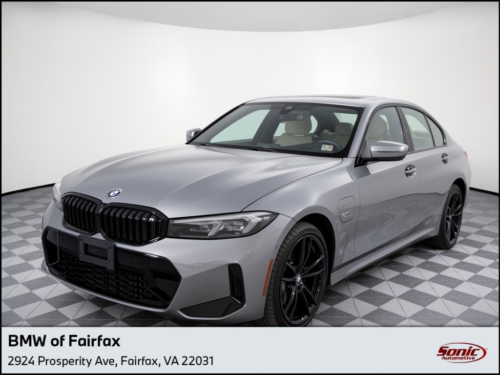  BMW 330e