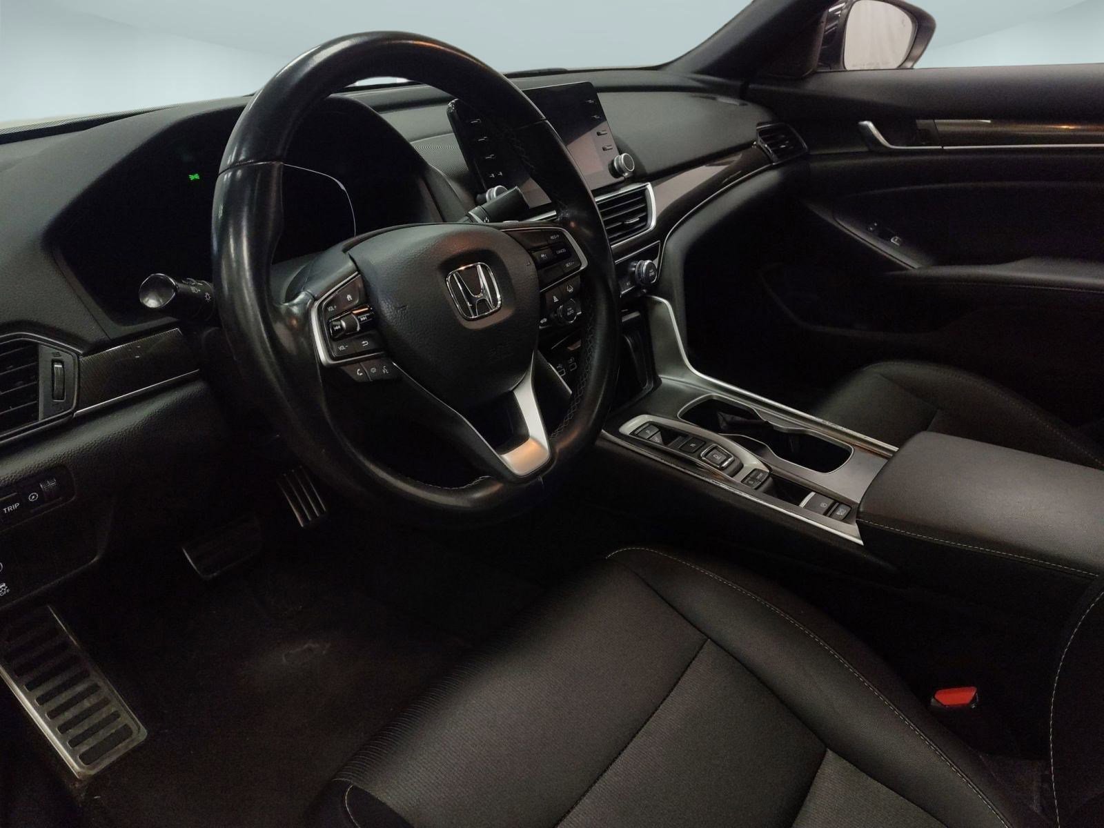 2021 Honda Accord Sport photo 4