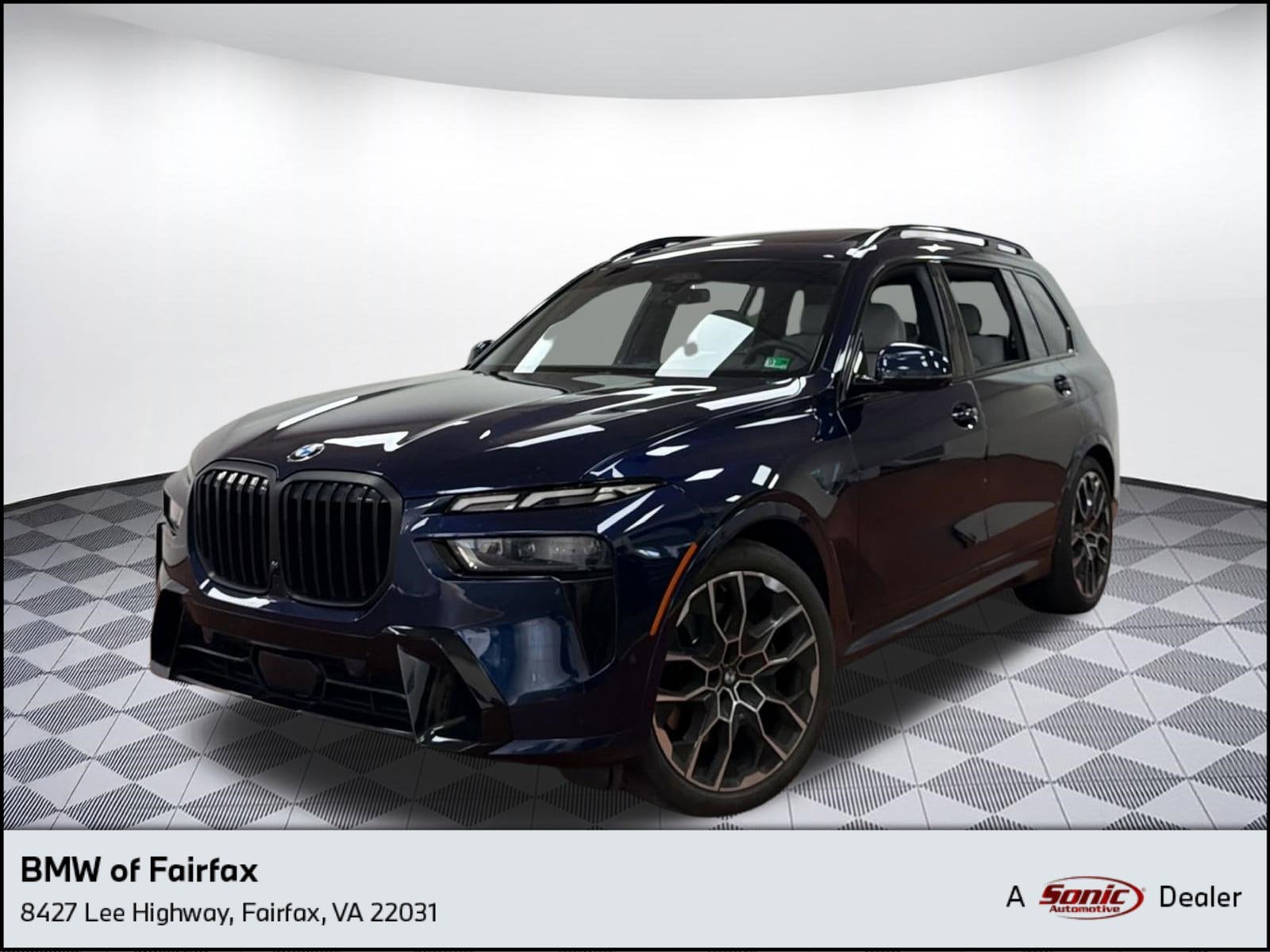 2023 BMW X7 xDrive40i's photo