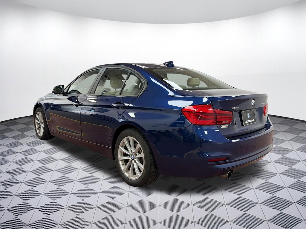 Used 2018 BMW 320i xDrive Sedan