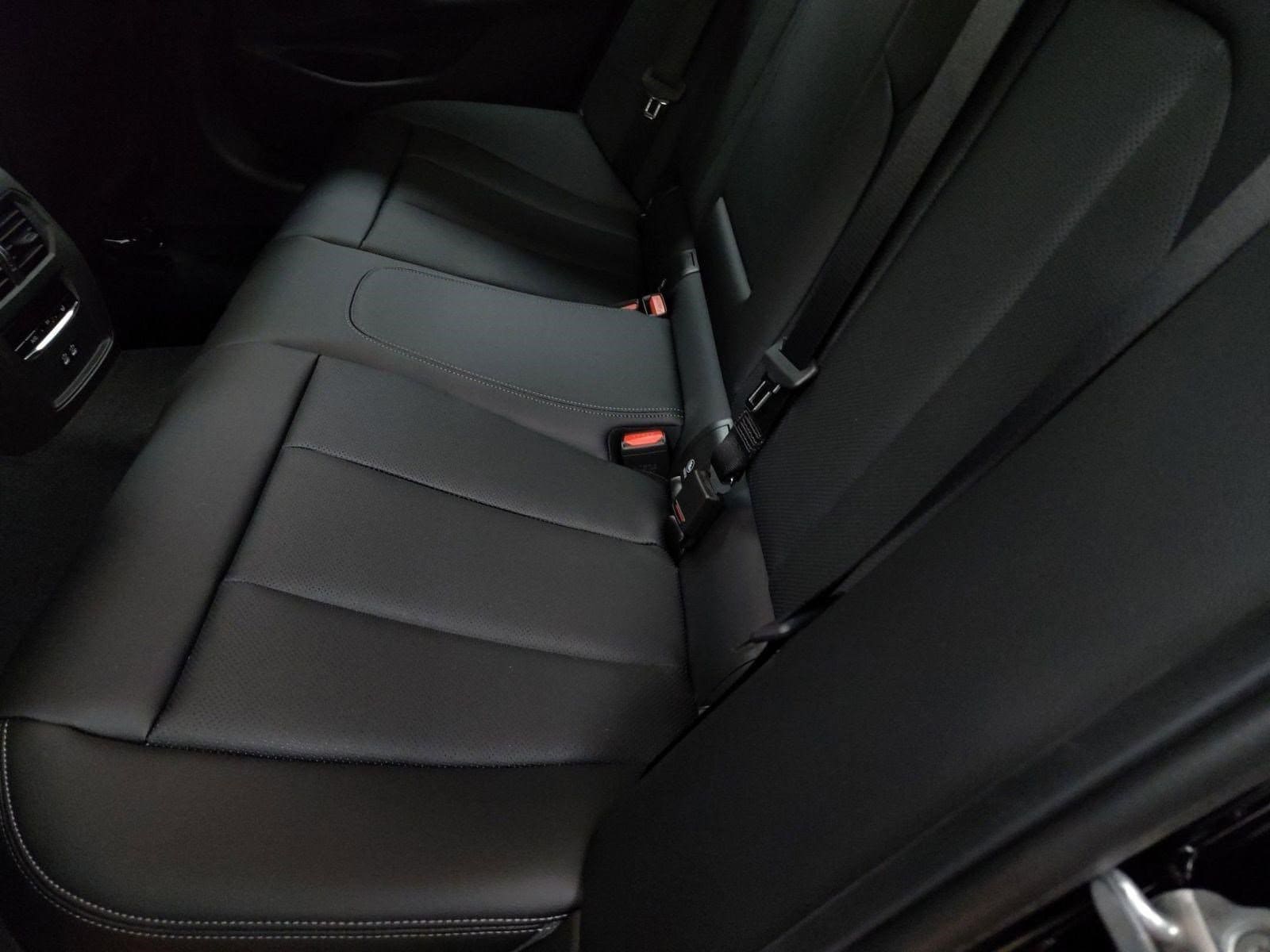 2026 BMW 3 Series 330i - Photo 23