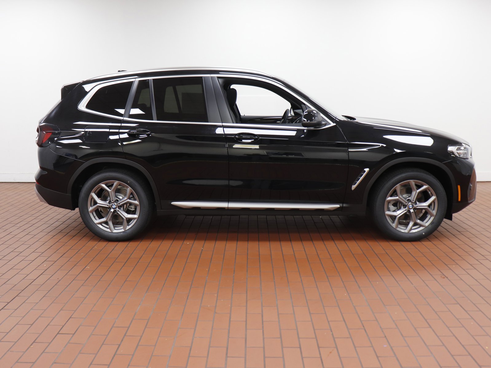 Used 2024 BMW X3 30i with VIN 5UX53DP03R9T97141 for sale in Charlotte, NC