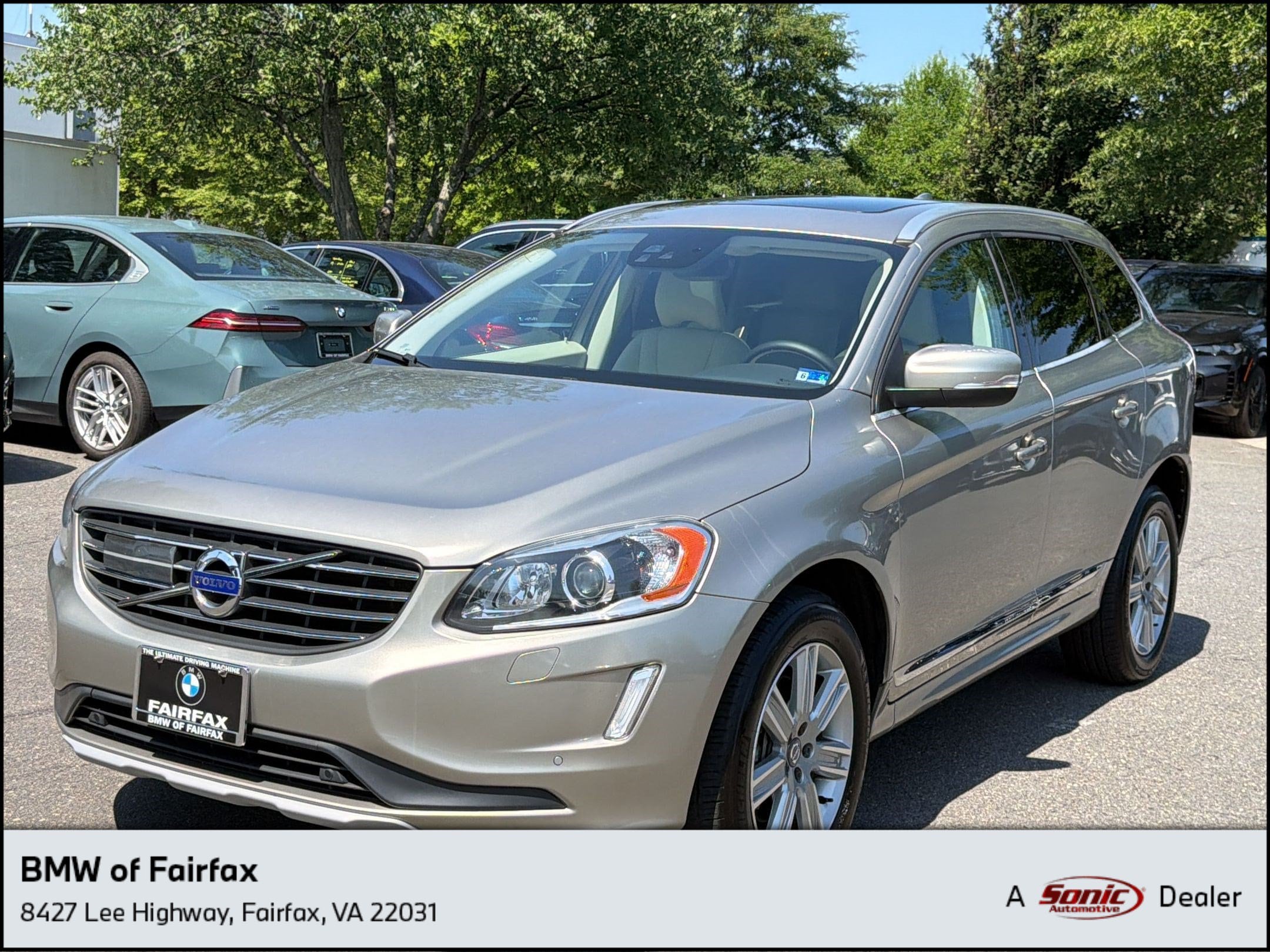 2016 Volvo XC60 T6 AWD Auto Platinum's photo