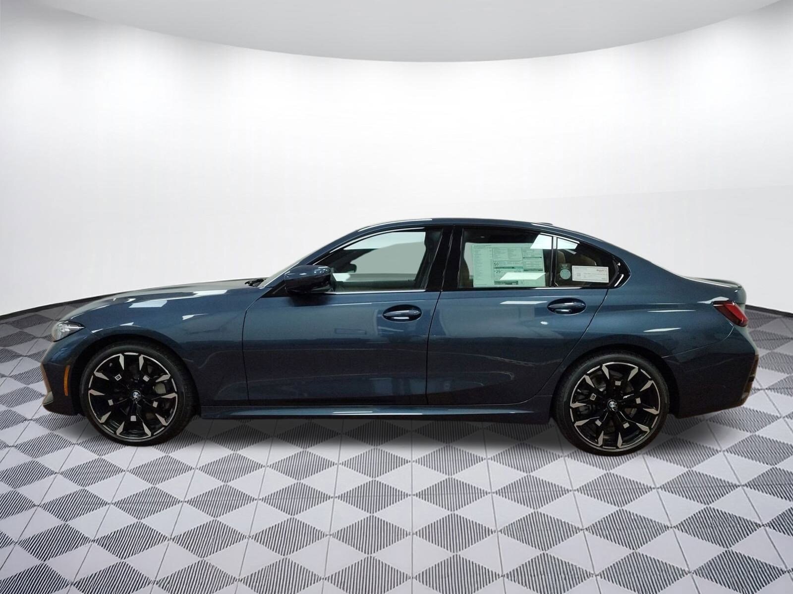 2026 Bmw 330i xDrive Sedan photo 2