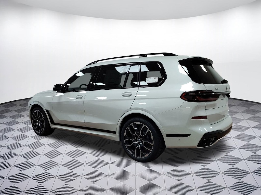New 2026 BMW X7 M60i SUV