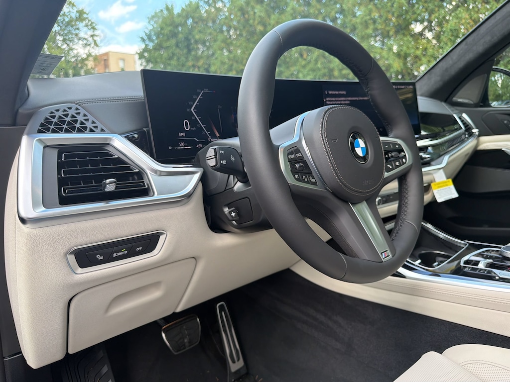 New 2027 BMW X7 xDrive40i SUV