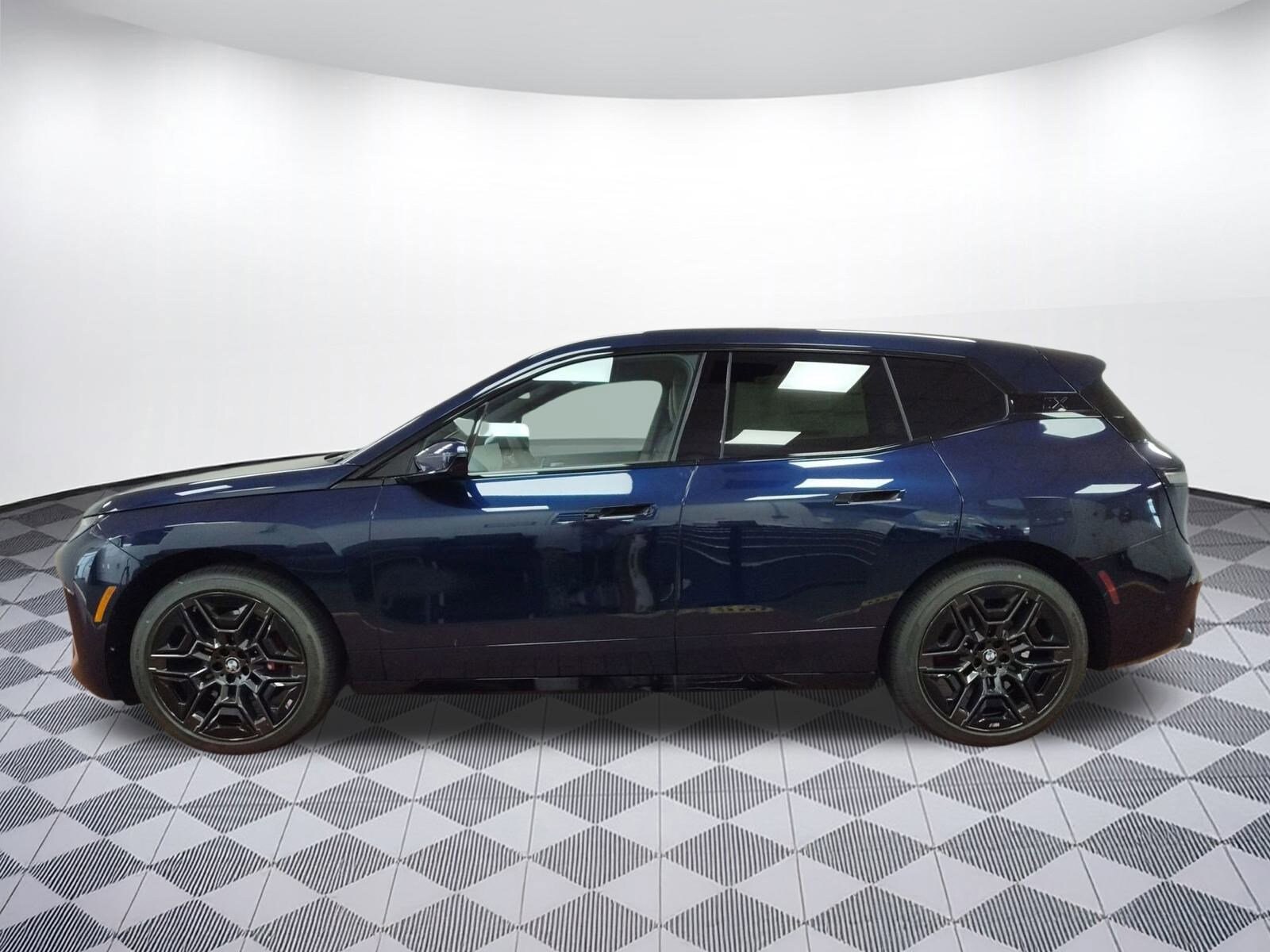 2026 Bmw iX photo 2