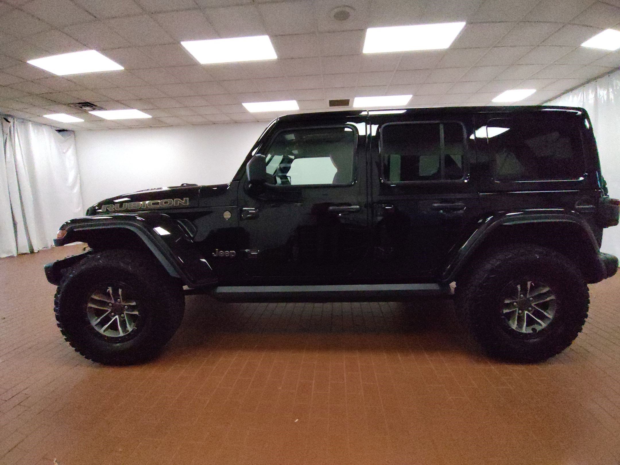 2024 Jeep Wrangler Rubicon 392 photo 2