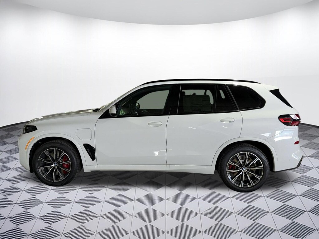 New 2026 BMW X5 PHEV xDrive50e SUV