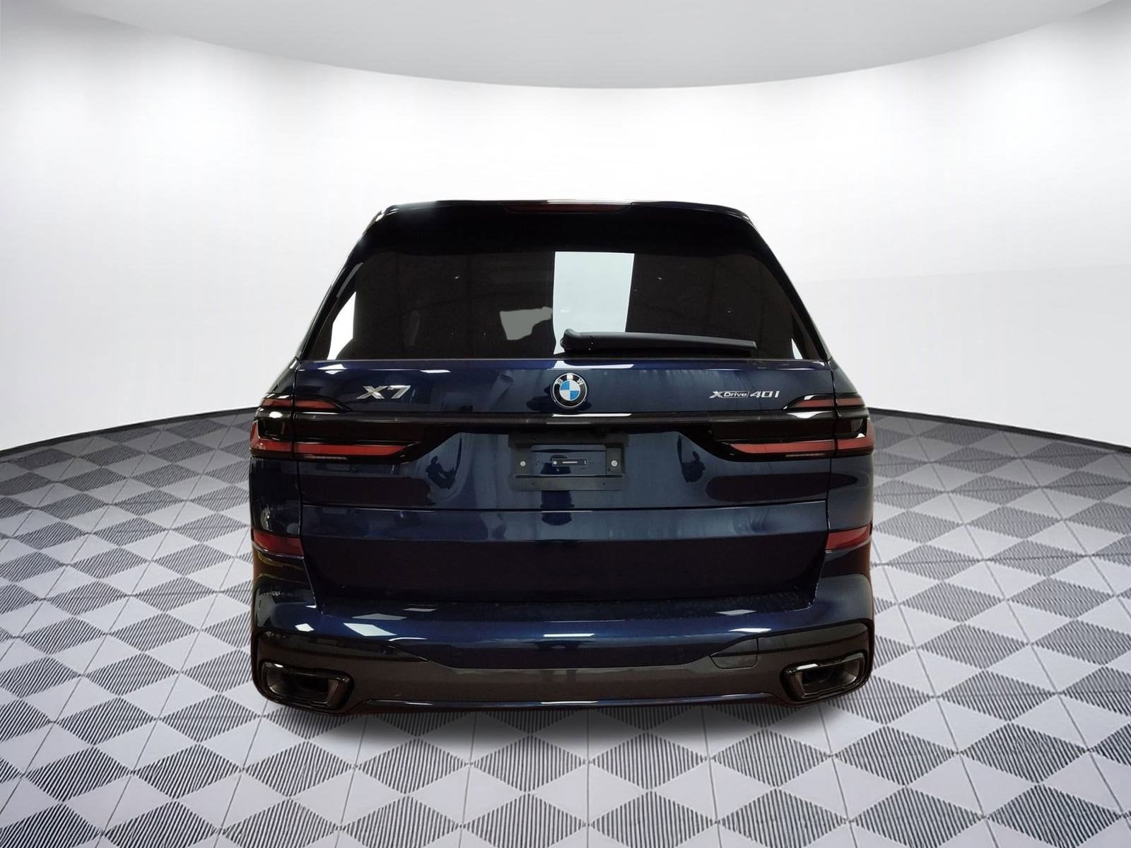 2026 BMW X7 40i - Photo 9