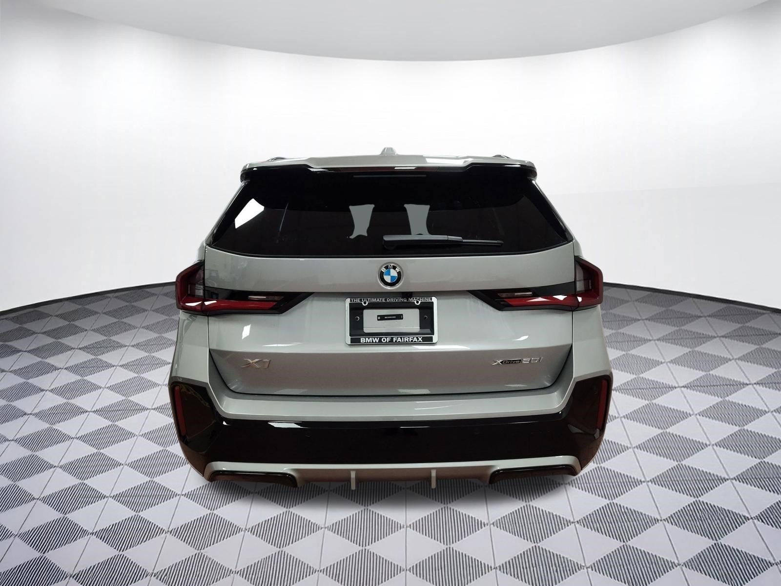 2026 BMW X1 28i - Photo 9