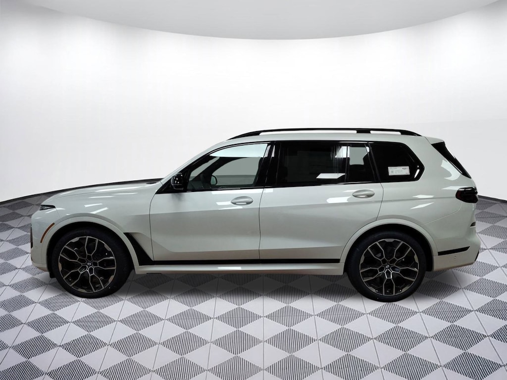 New 2026 BMW X7 M60i SUV