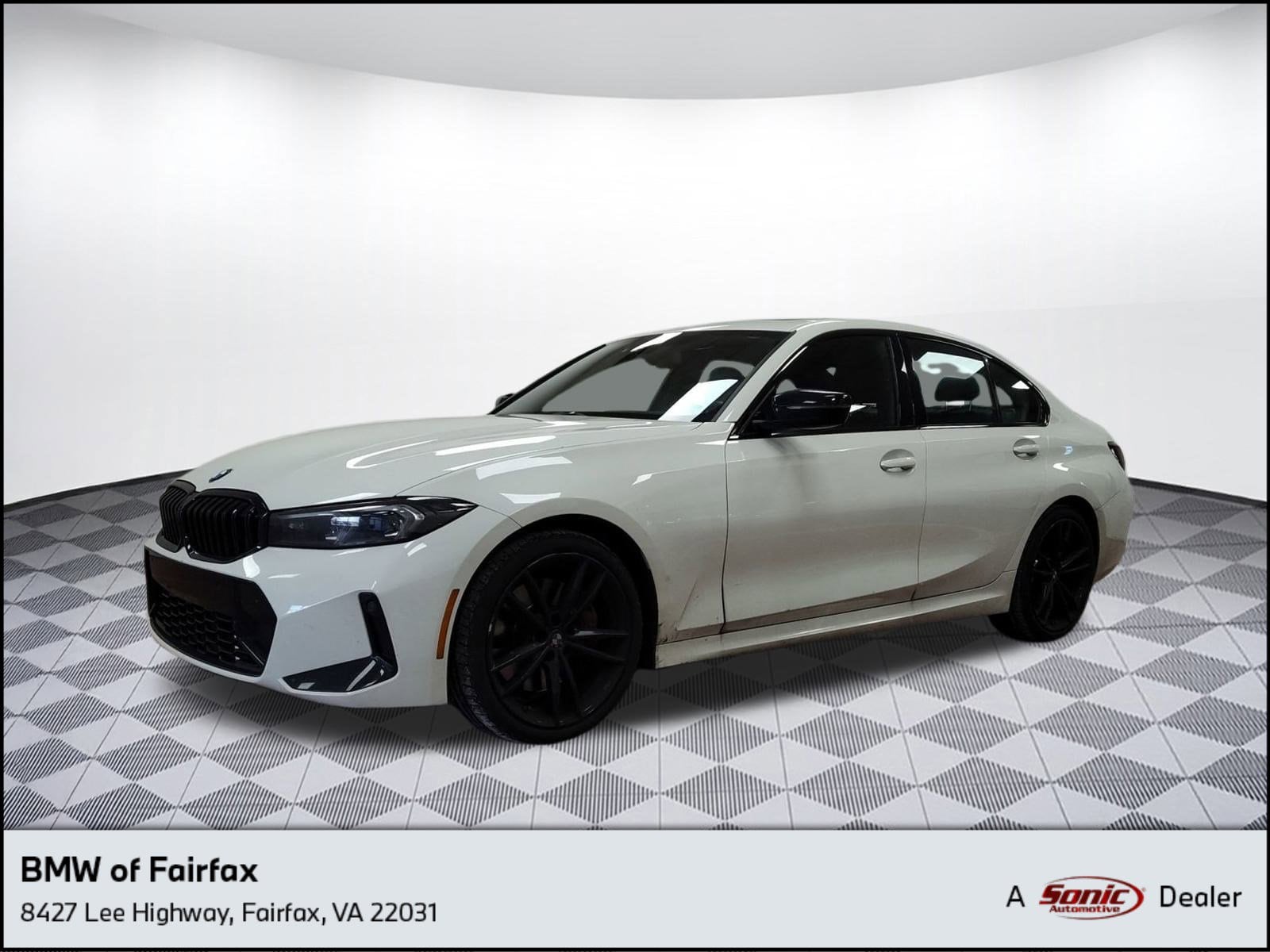 2023 BMW 3 Series 330i's photo