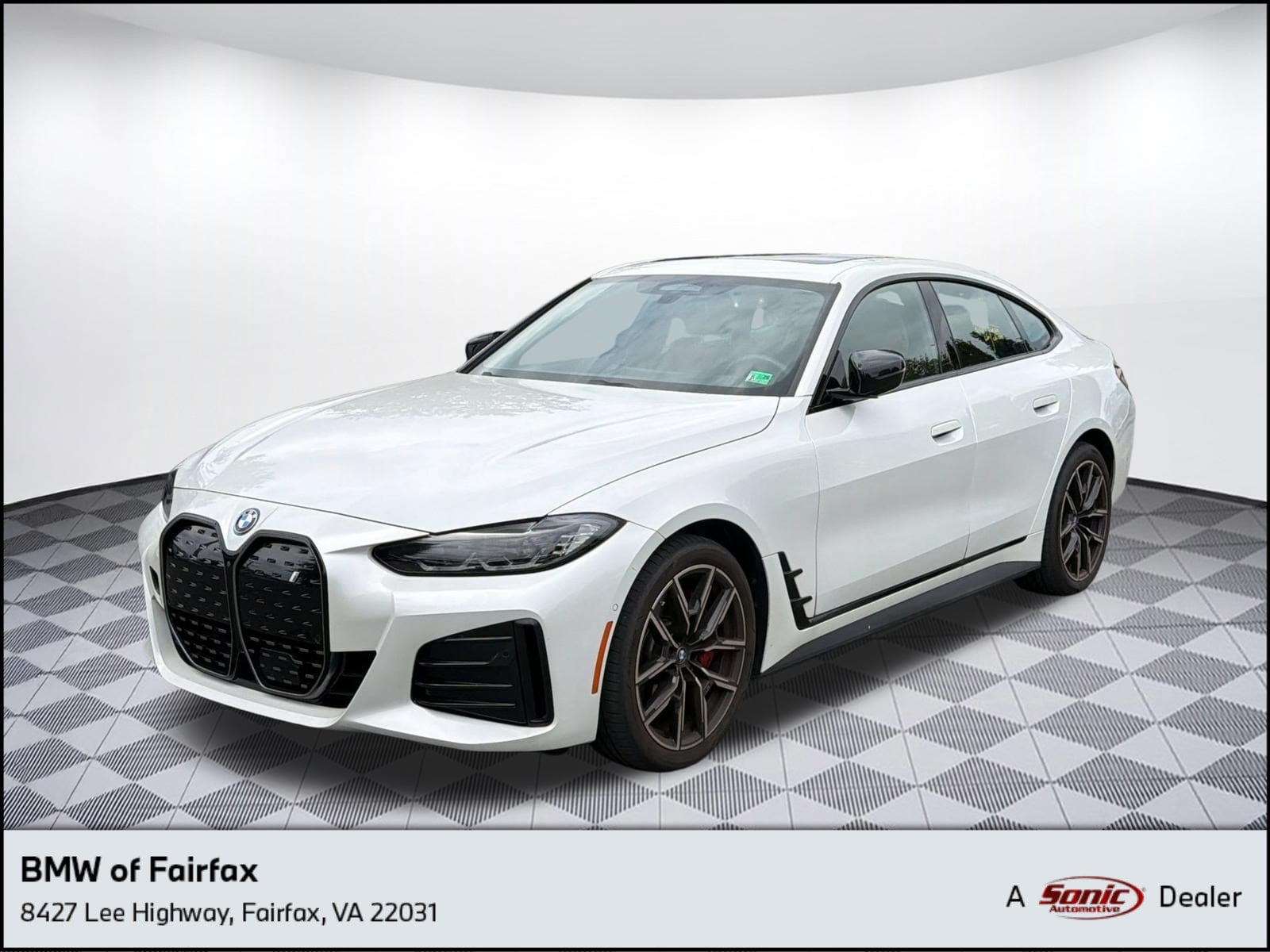 2023 BMW i4 eDrive40's photo