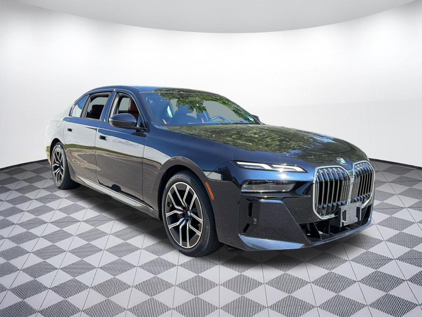 760i XDrive Sedan