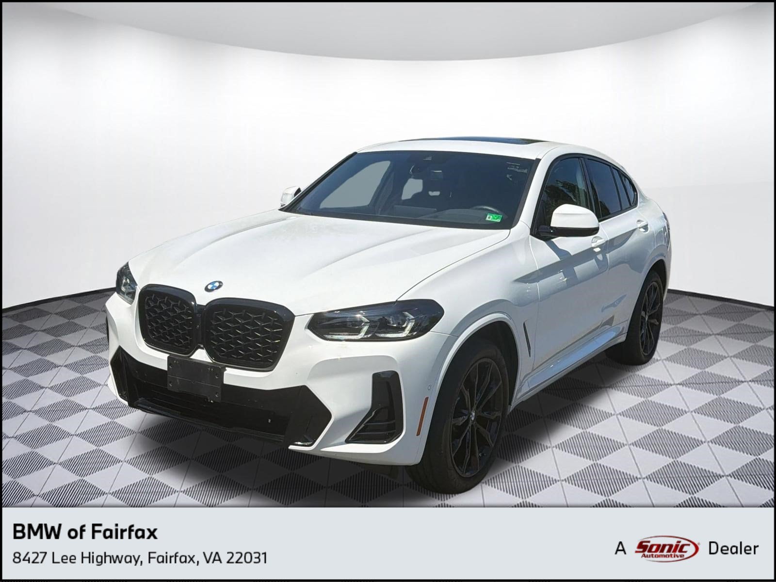 2025 BMW X4 xDrive30i's photo