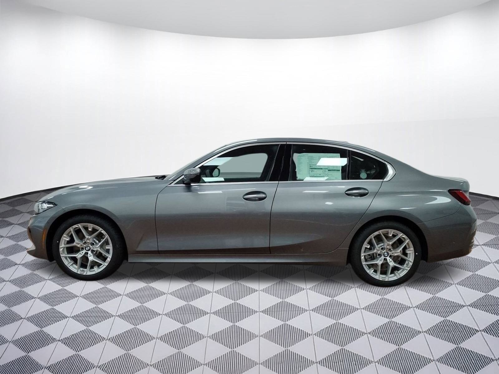 2025 Bmw 330i xDrive Sedan photo 2