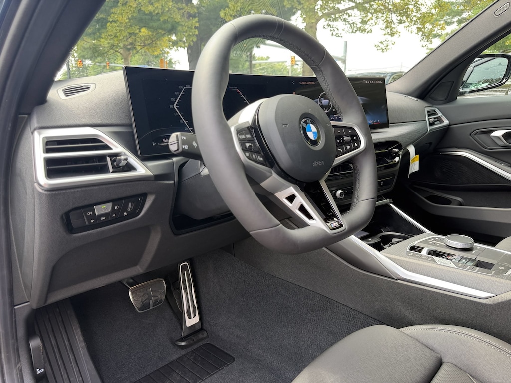 New 2026 BMW 330i xDrive Sedan