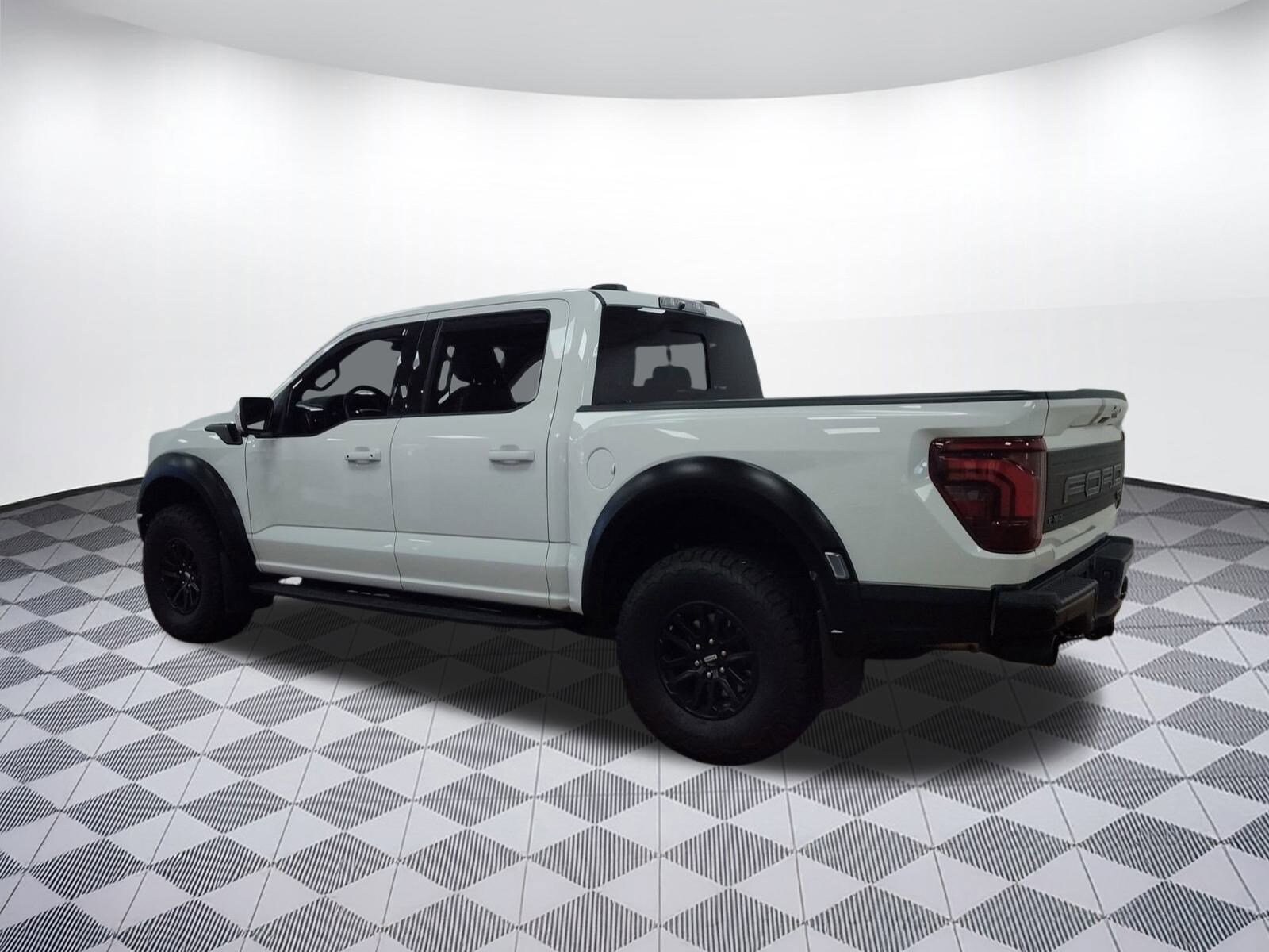 2024 Ford F-150 Raptor photo 3