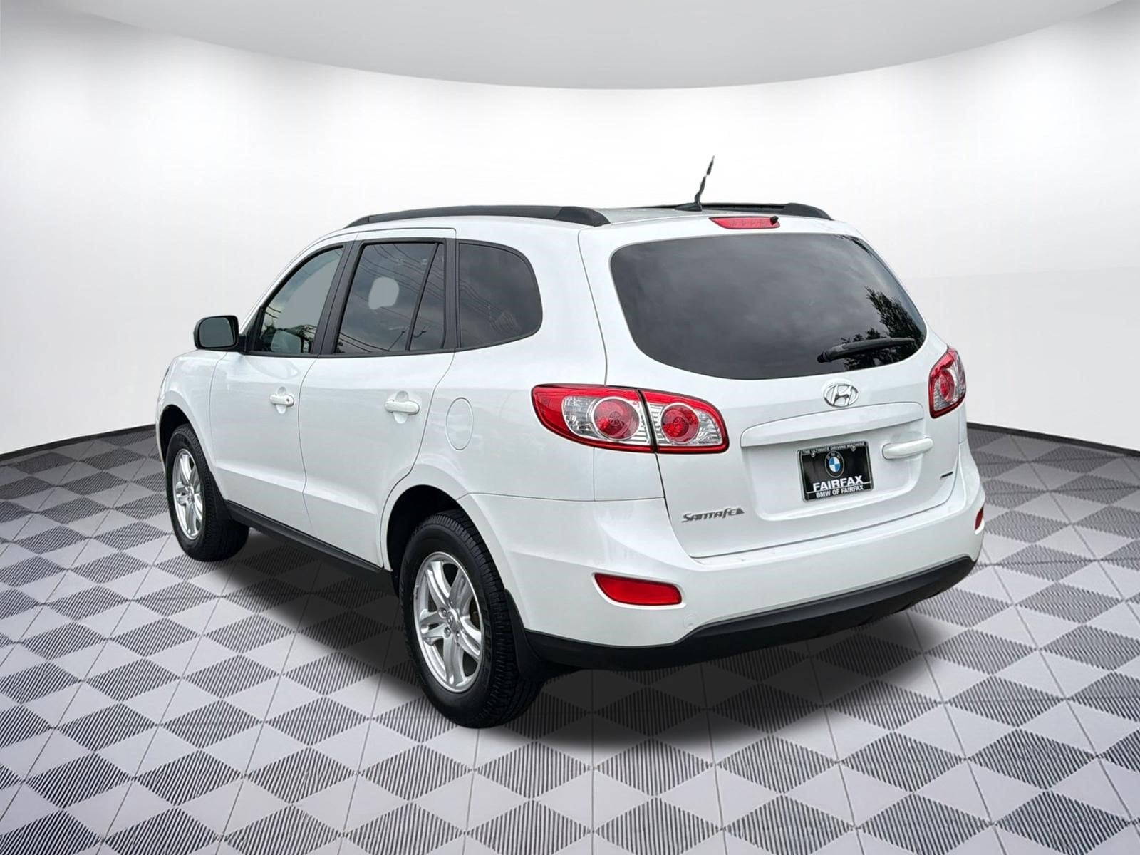 Santa Fe GLS V6 SUV