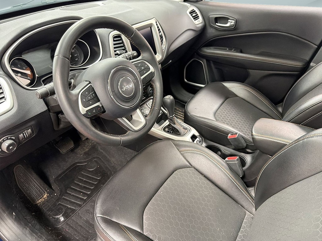 Used 2019 Jeep Compass Latitude 4x4 SUV