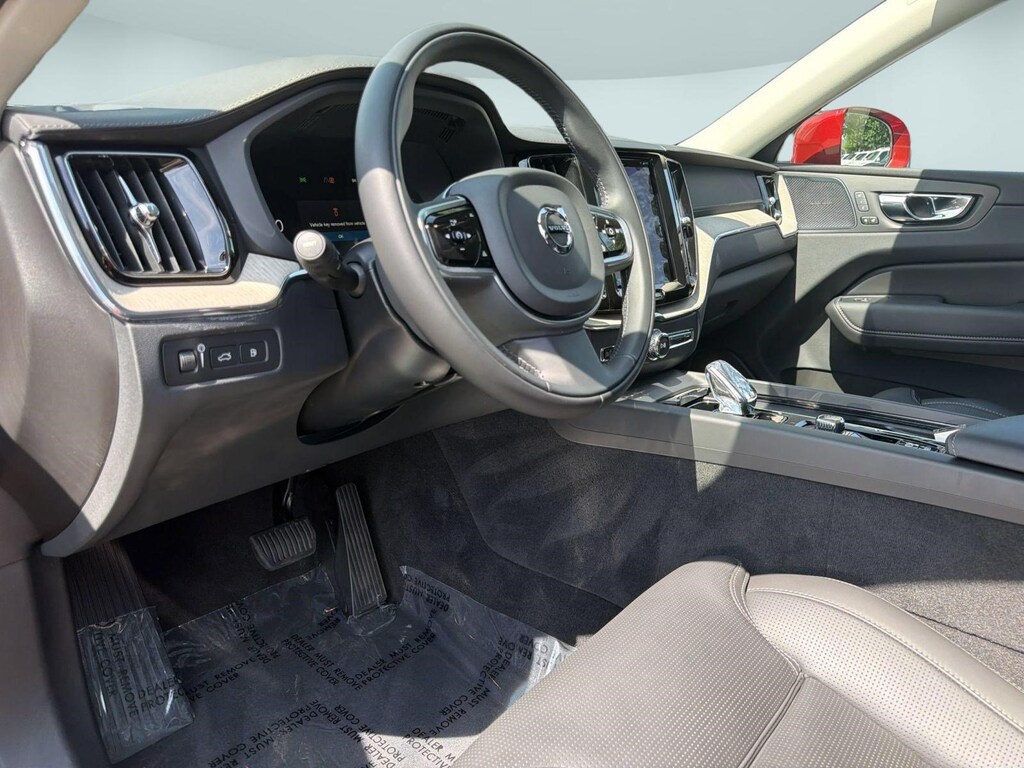 Used 2022 Volvo XC60 Recharge Plug-In Hybrid T8 Inscription Extended Range SUV