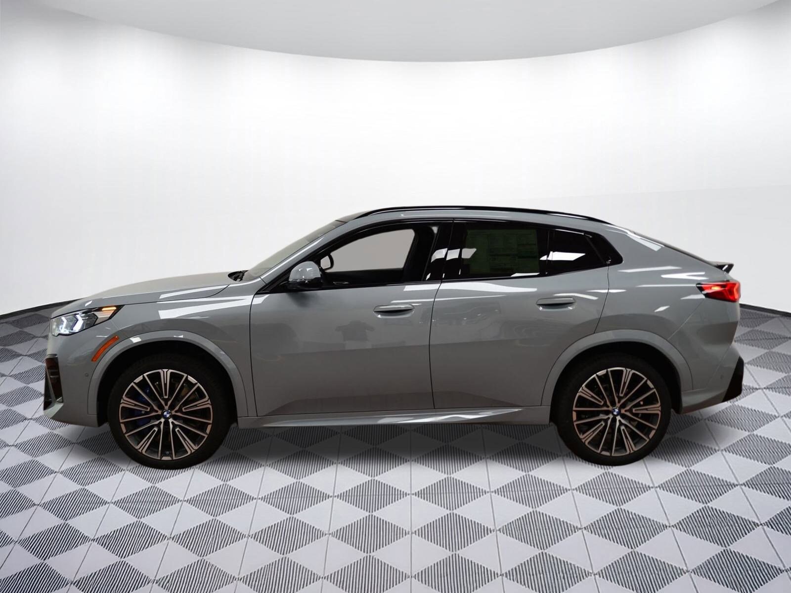 2026 Bmw X2 xDrive28i photo 2