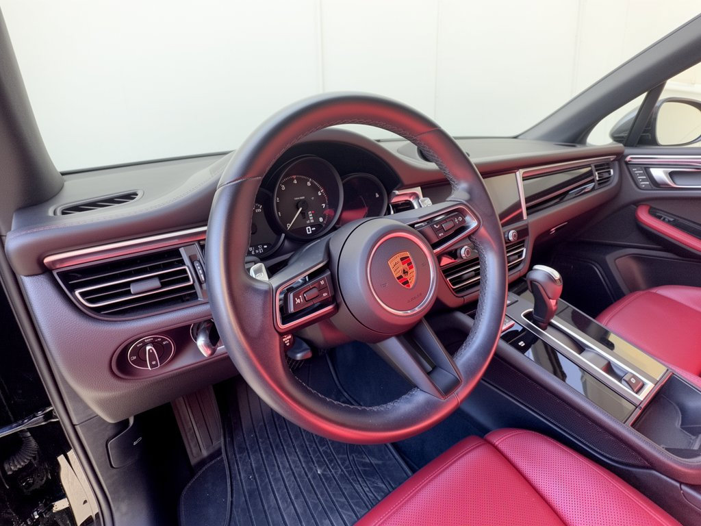 Used 2023 Porsche Macan SUV