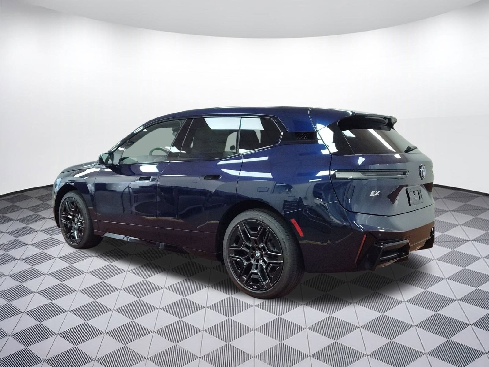 2026 Bmw iX photo 3