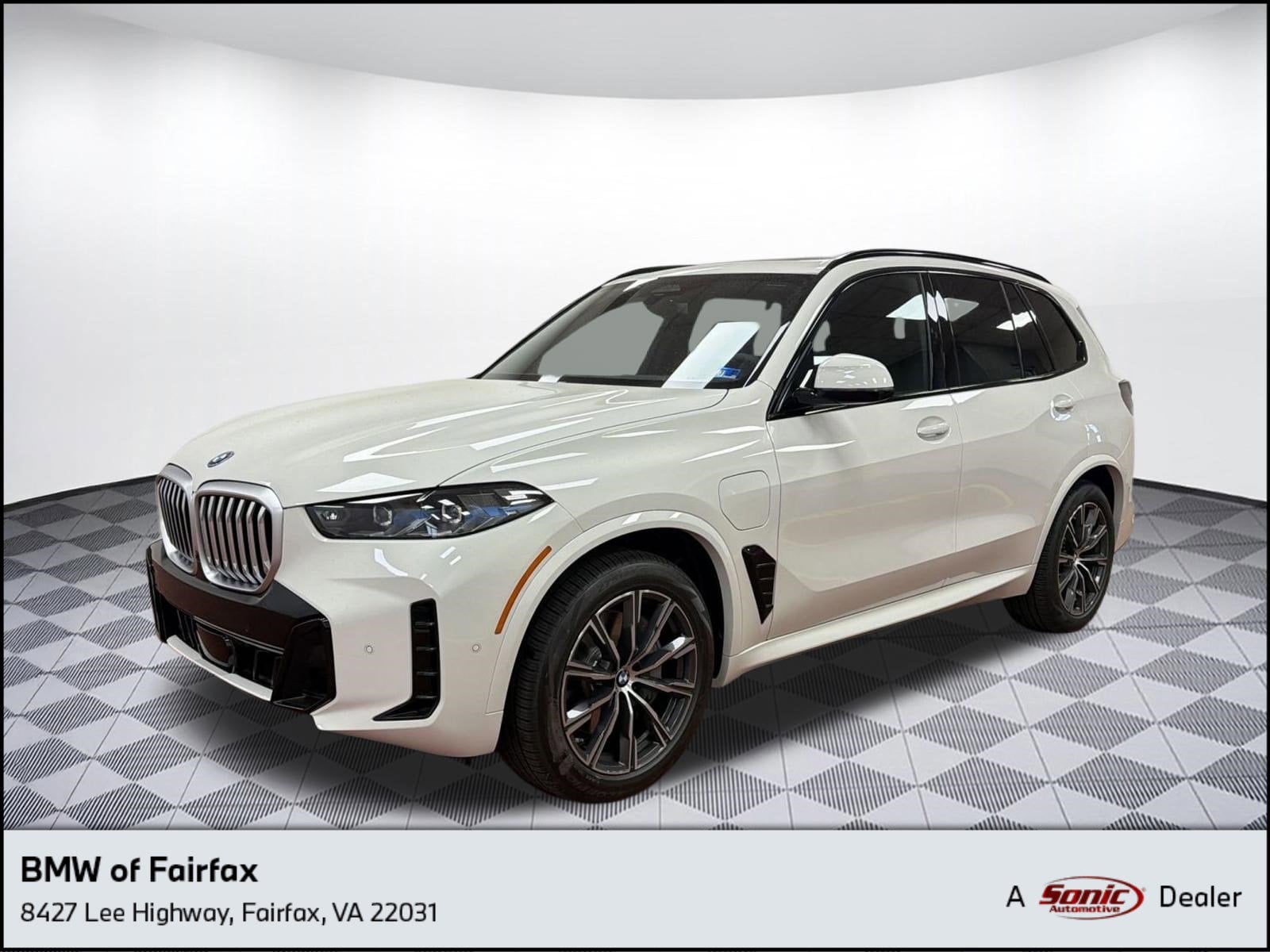 2026 BMW X5 xDrive50e's photo