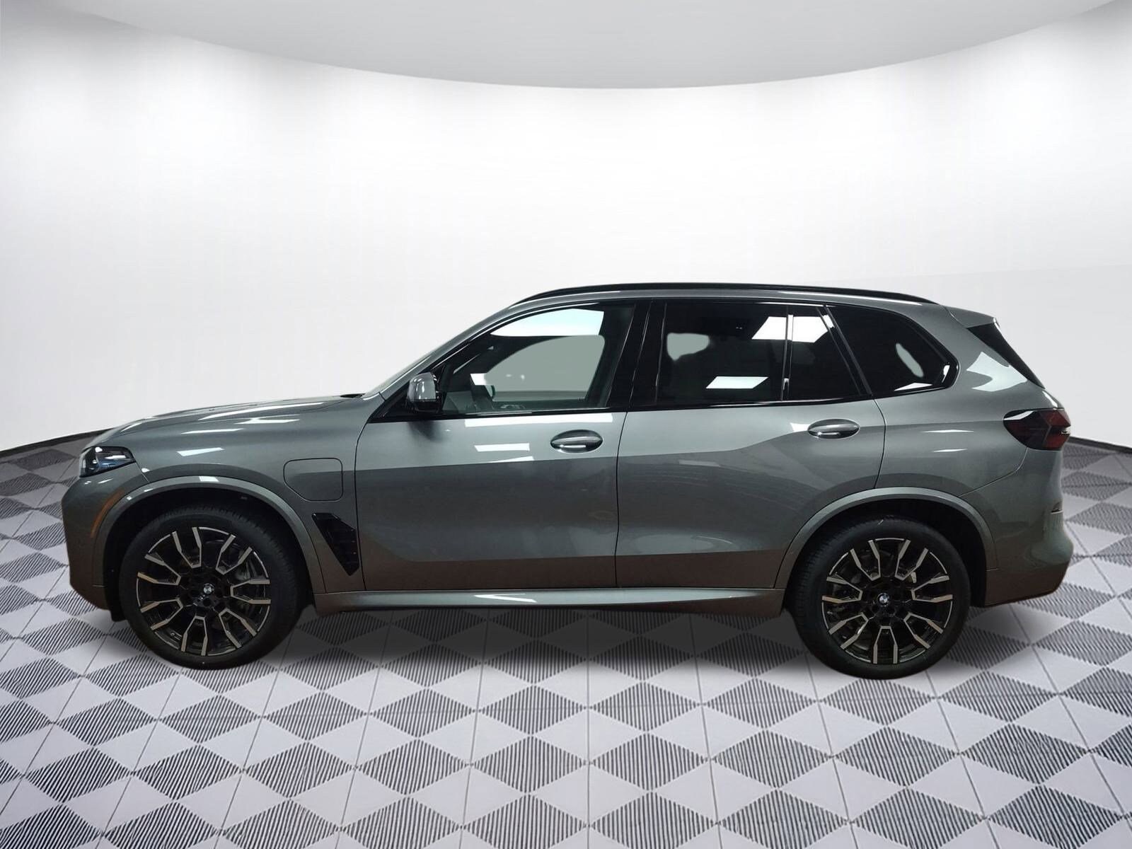 2026 Bmw X5 xDrive50e photo 2