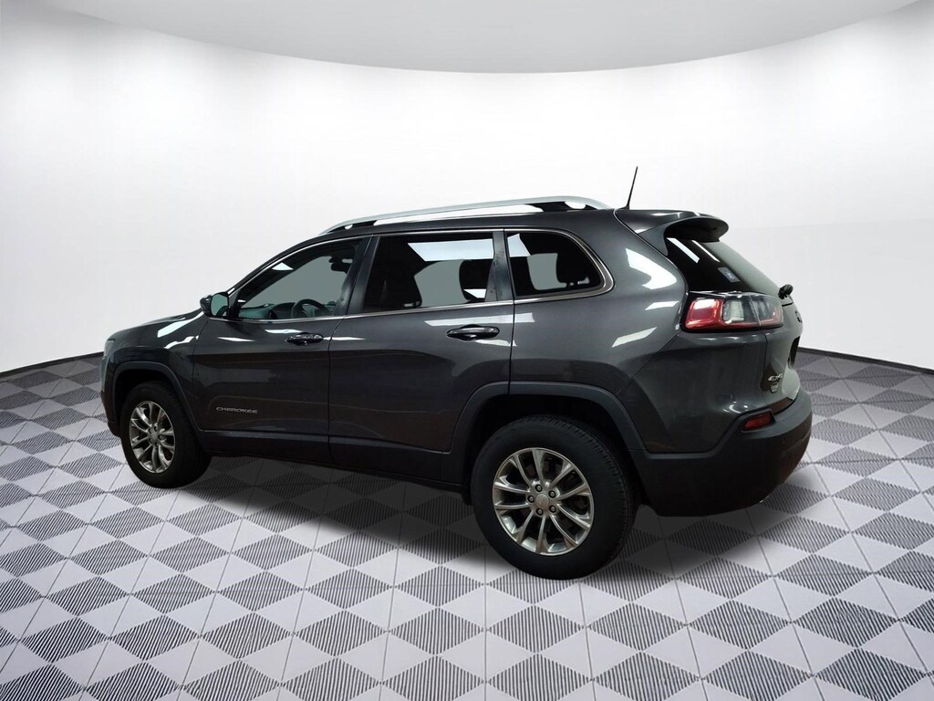 Used 2019 Jeep Cherokee Latitude Plus 4x4 SUV
