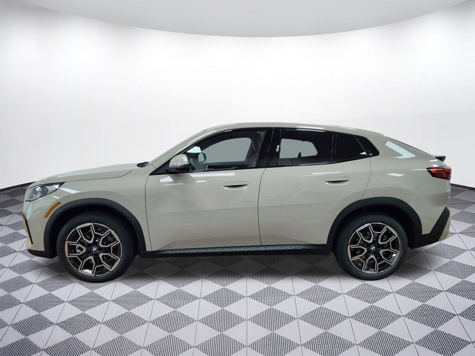 2026 Bmw X2 xDrive28i photo 2