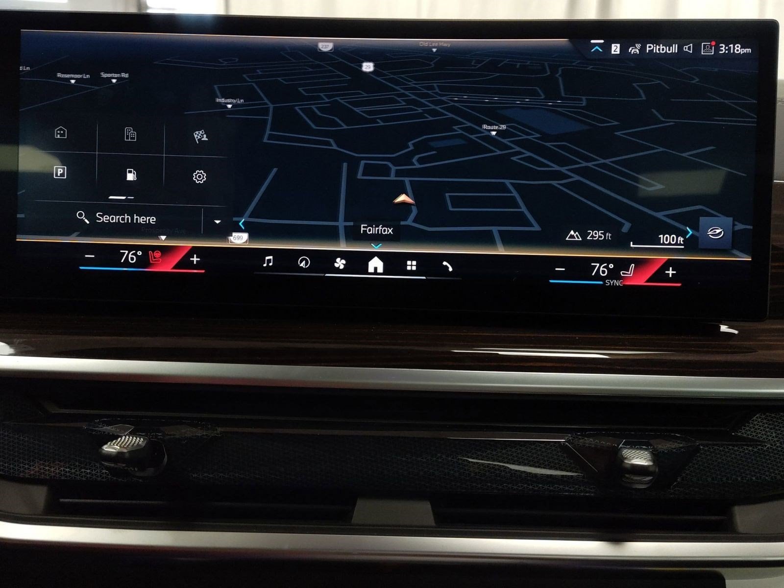 2026 BMW X5 50e - Photo 24