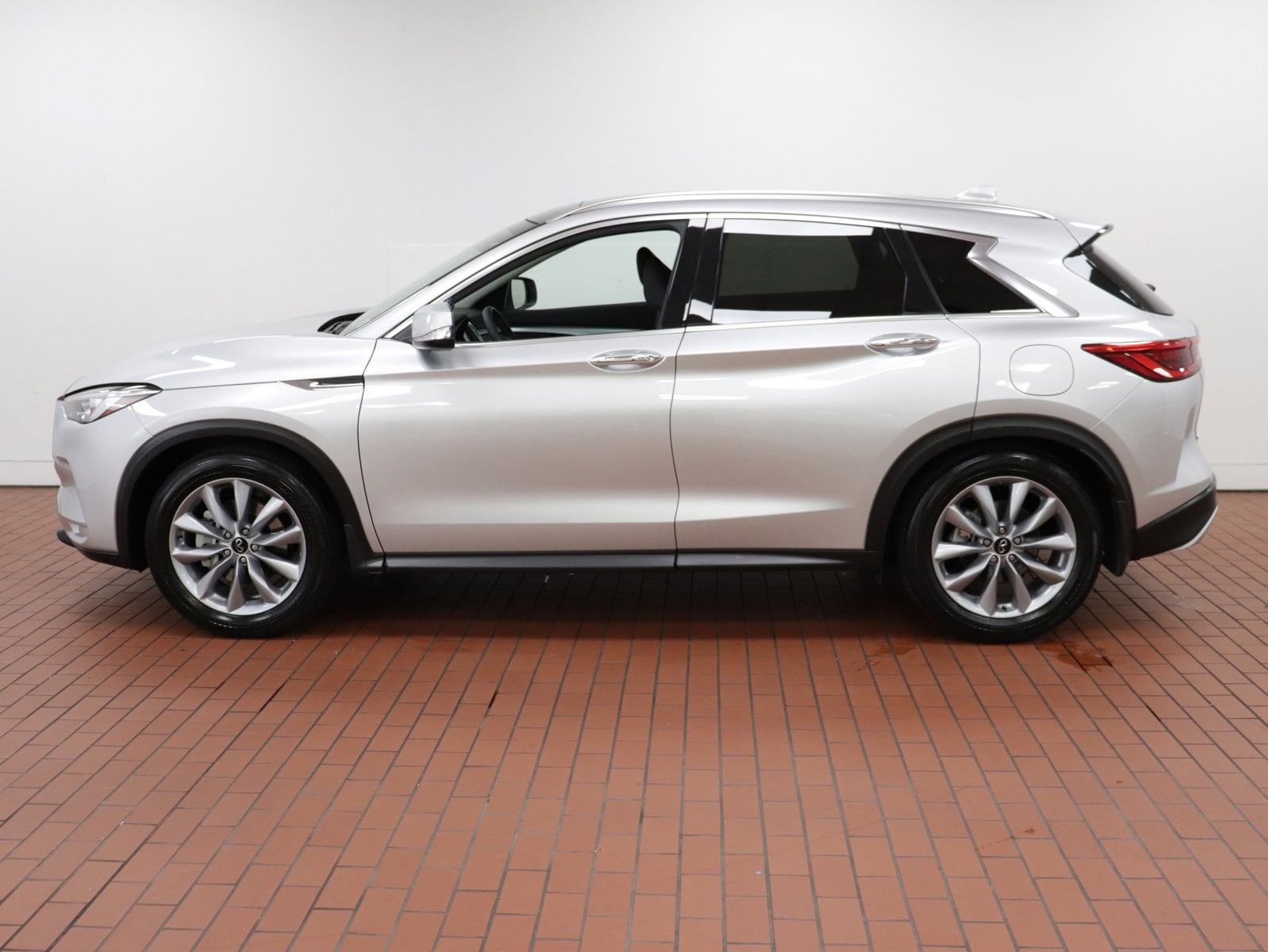 Used 2020 INFINITI QX50 Luxe with VIN 3PCAJ5M30LF107512 for sale in Fairfax, VA