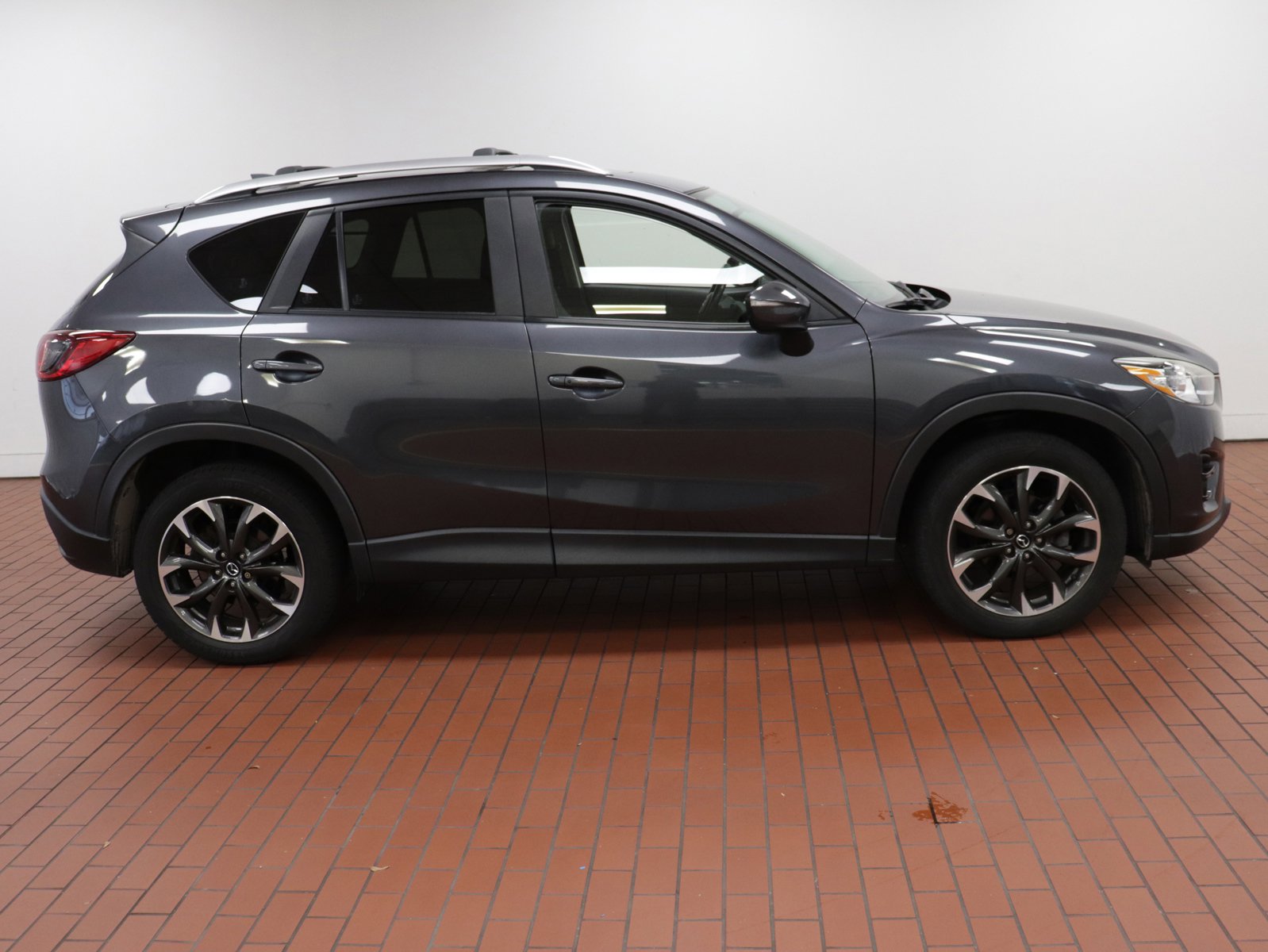 Used 2016 Mazda CX-5 Grand Touring with VIN JM3KE4DY8G0814156 for sale in Fairfax, VA