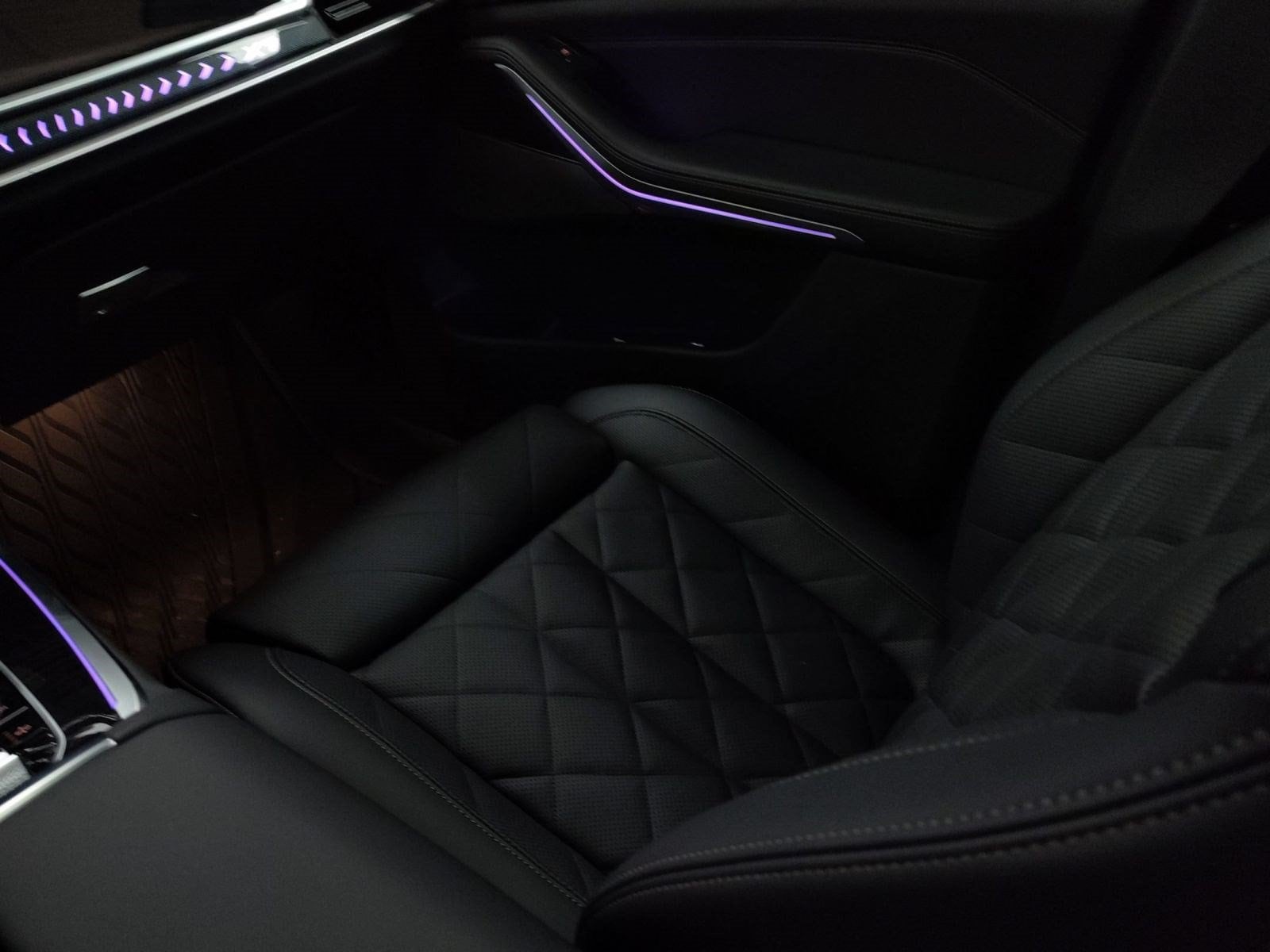 2026 BMW X7 40i - Photo 26