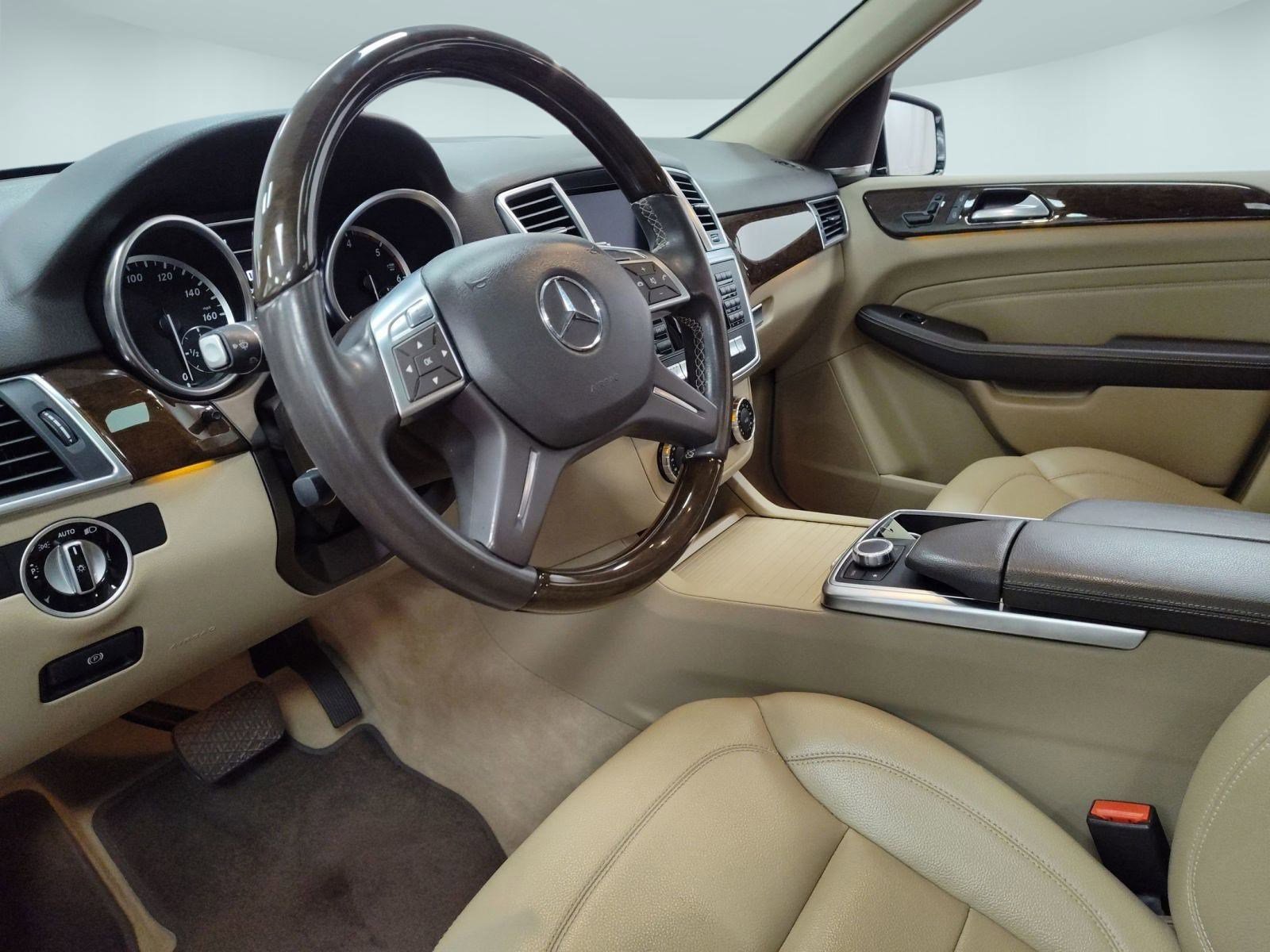 2012 Mercedes Benz ML 350 BlueTEC photo 4
