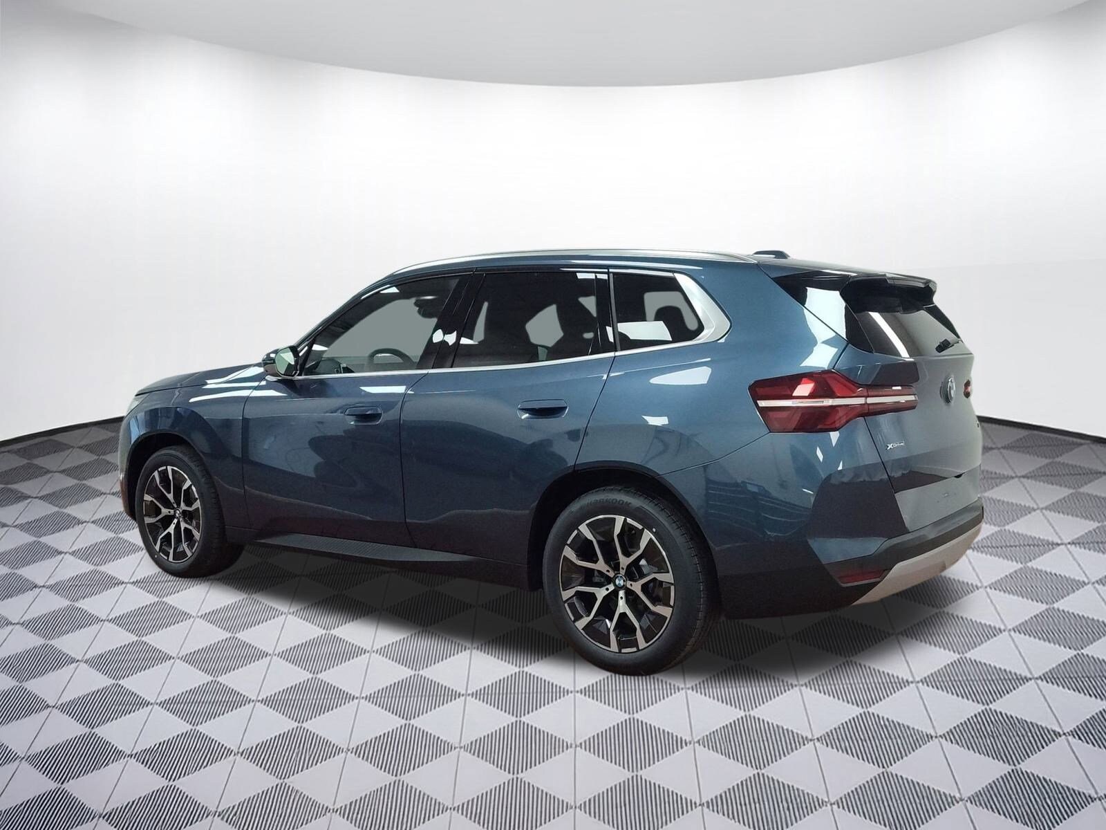 2026 Bmw X3 photo 3