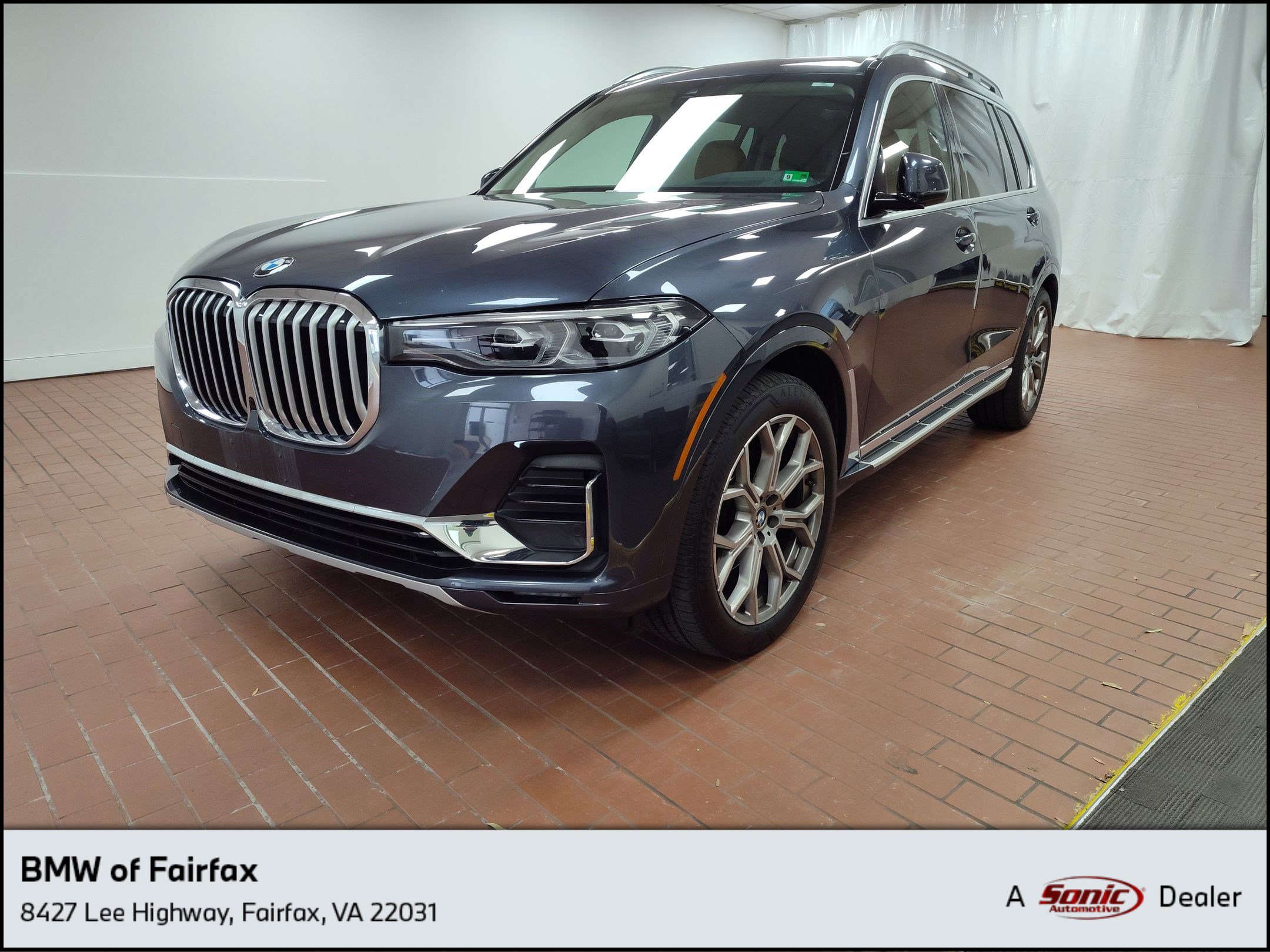 2021 BMW X7 40i's photo